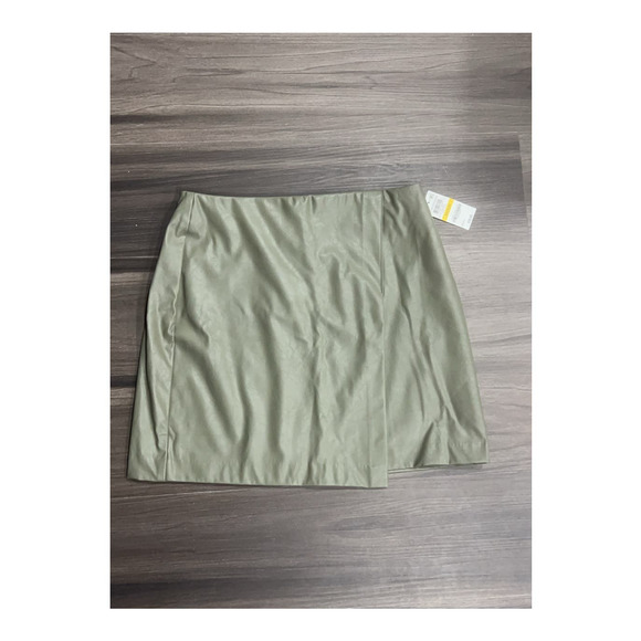 Bar III Green Faux Leather Skirt - Picture 1 of 6